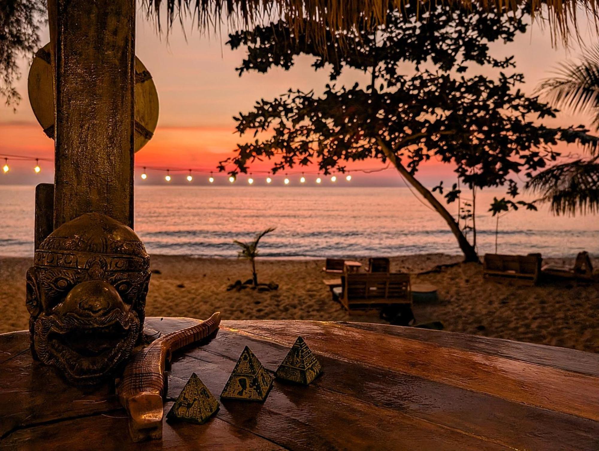 Kamaku Bungalows Koh Rong Sanloem Exteriör bild
